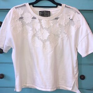 Anthropologie floral embroidered tee